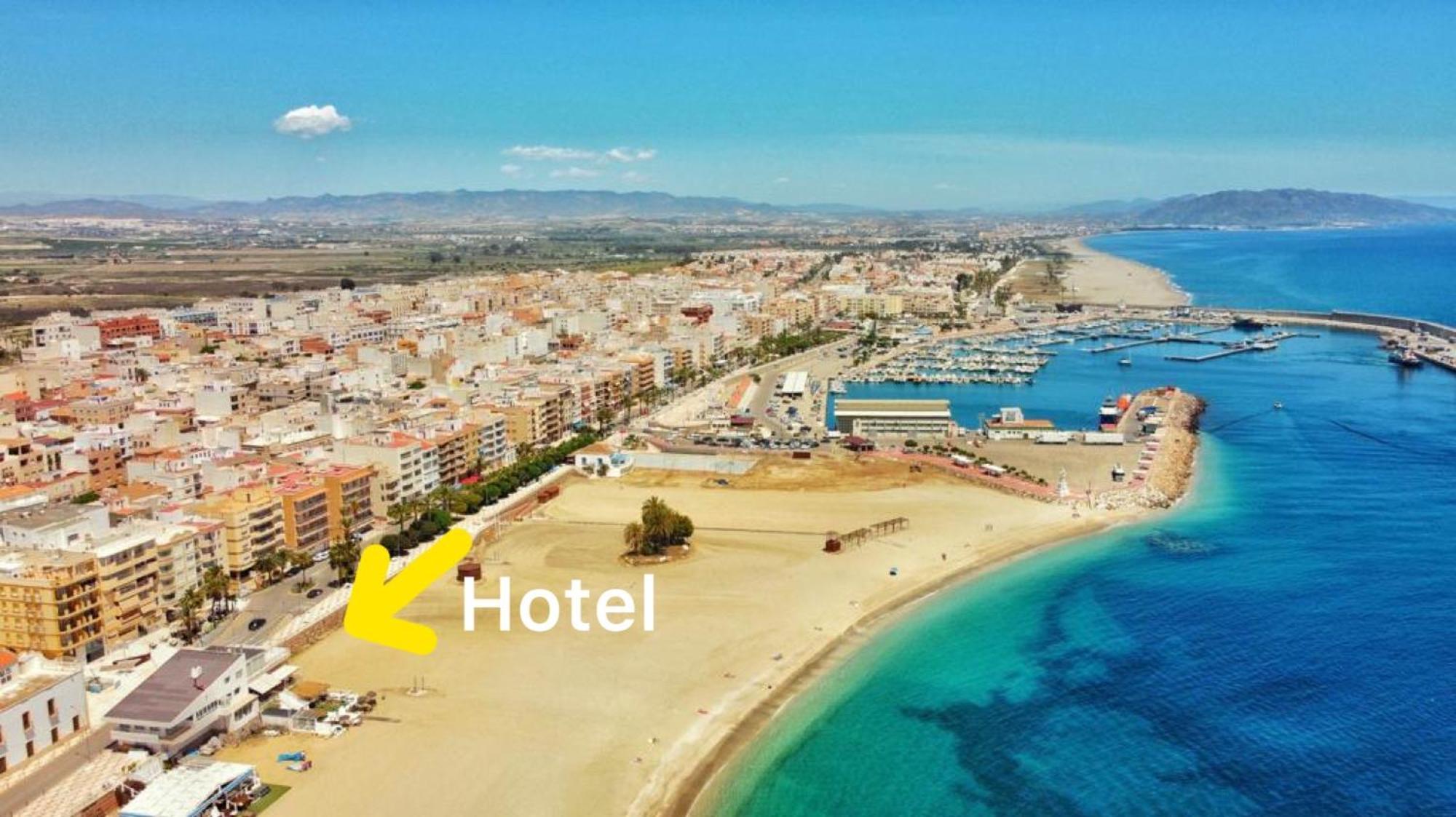 Hostal Playa Dreams Nautico Adults غاروشا المظهر الخارجي الصورة